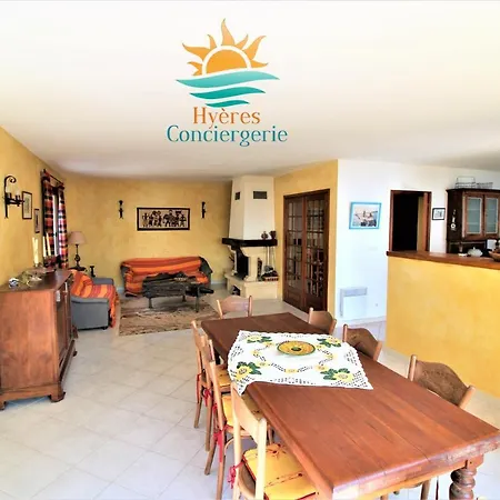Beau Rouge-Pieds Dans L'Eau-Villa 4 Chambres Sans Piscine * Carqueiranne