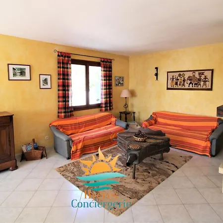 Beau Rouge-Pieds Dans L'Eau-Villa 4 Chambres Sans Piscine Carqueiranne